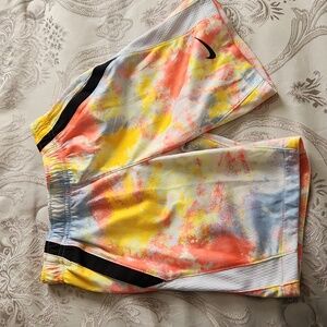 In great condition. Colorful Nike's shorts.